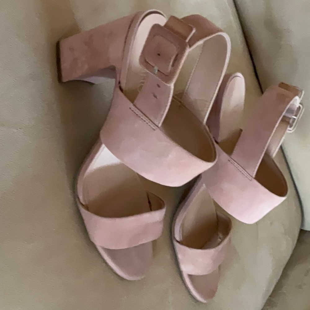 High heel sandals